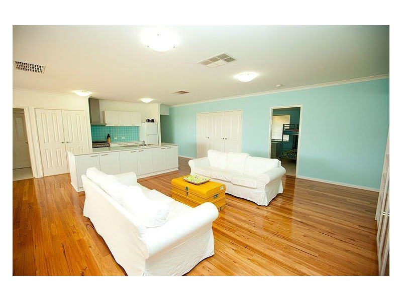 64 Quayside Vista, Drummond Cove WA 6532