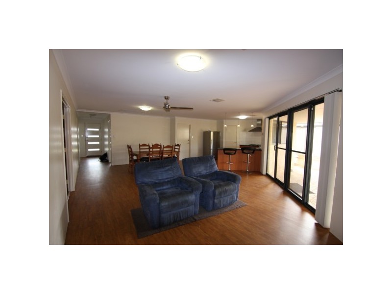 21 Windward Way, Drummond Cove WA 6532