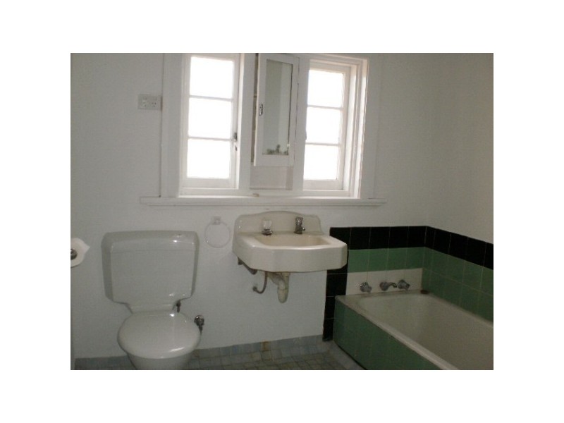 27 Snowdon Street, Geraldton WA 6530