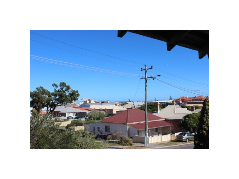 27 Snowdon Street, Geraldton WA 6530