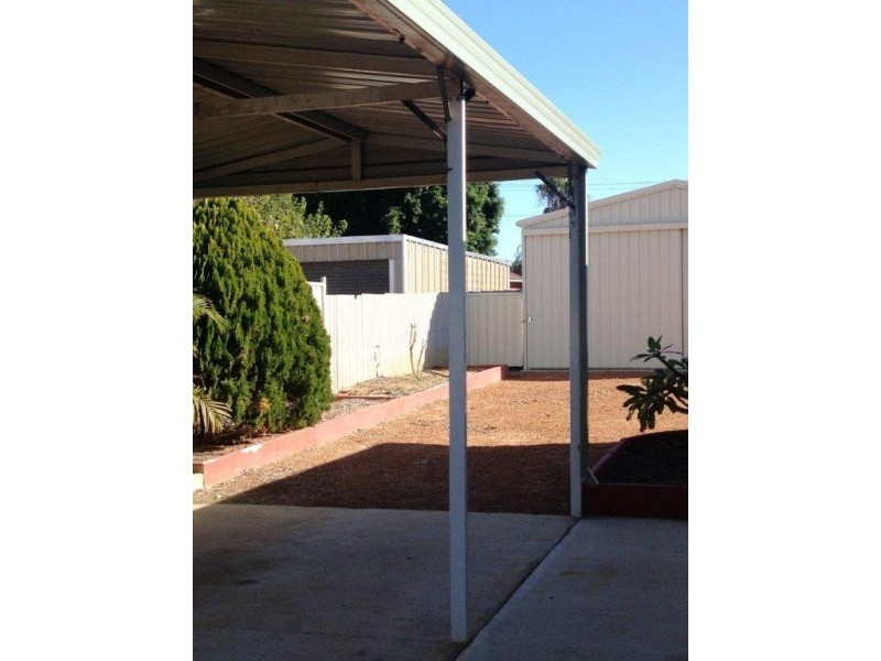 4 Hammond, Spalding WA 6530