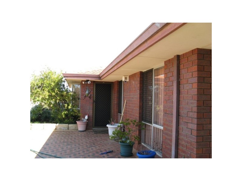20 Broadfield Close, Utakarra WA 6530