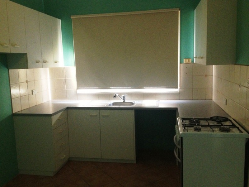 36 Crowther Street, Beachlands WA 6530