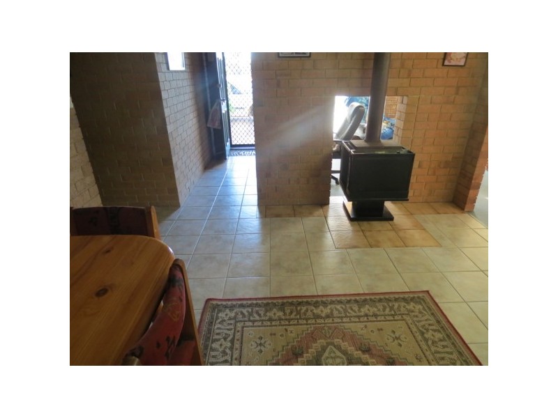 196 Chapman Valley Road, Waggrakine WA 6530