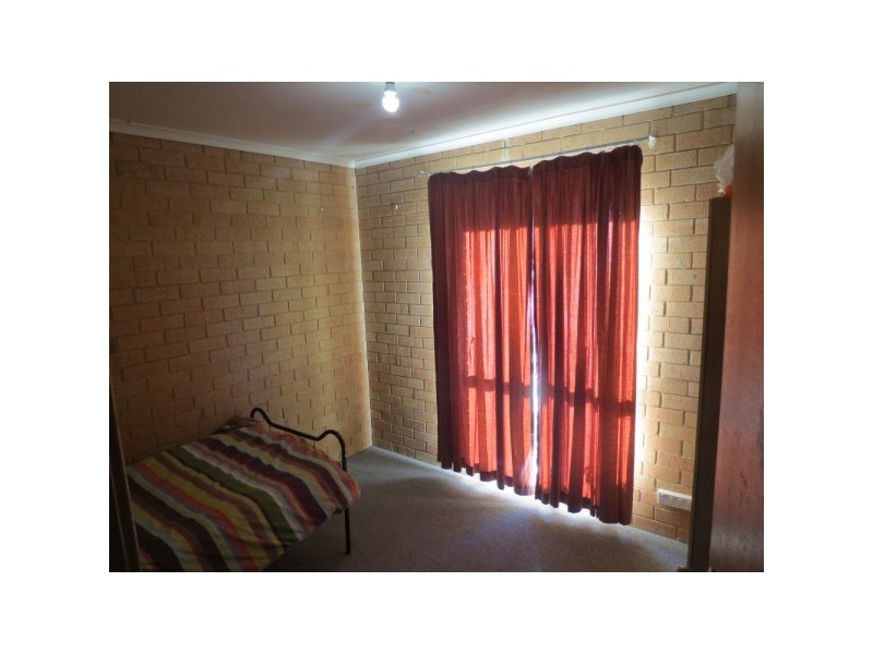 196 Chapman Valley Road, Waggrakine WA 6530