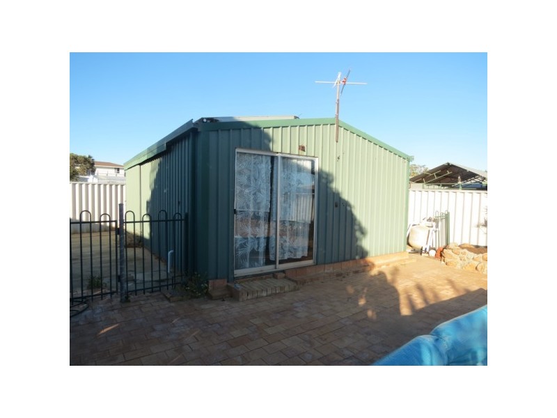 196 Chapman Valley Road, Waggrakine WA 6530