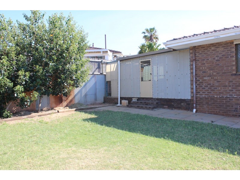 18 Thomas Avenue, Geraldton WA 6530