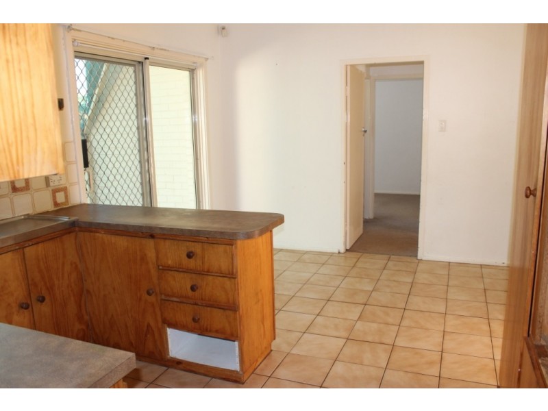 19 Maidstone Street, Mount Tarcoola WA 6530