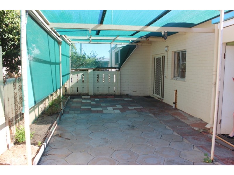 19 Maidstone Street, Mount Tarcoola WA 6530