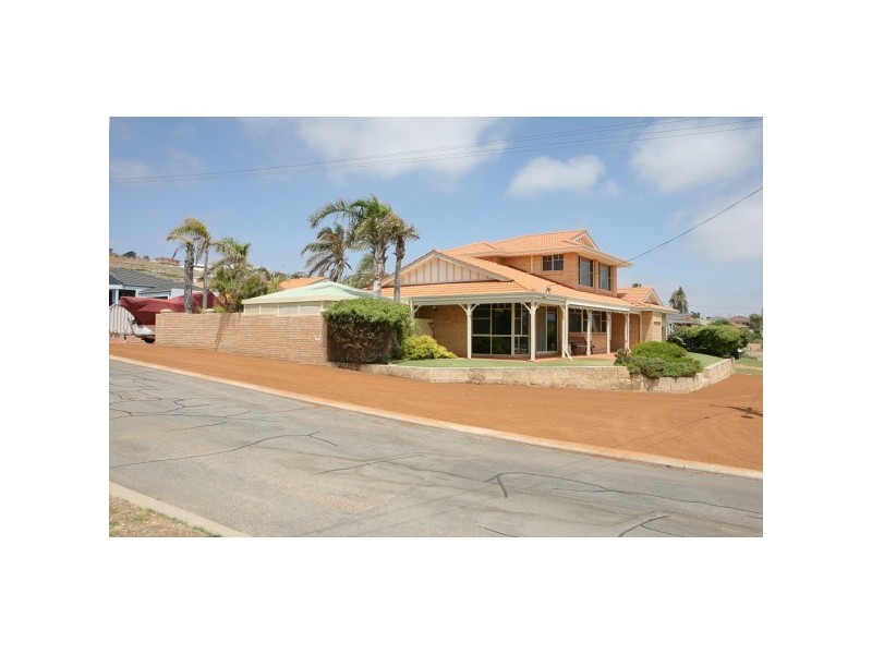 11 Blackburn Crescent, Tarcoola Beach WA 6530