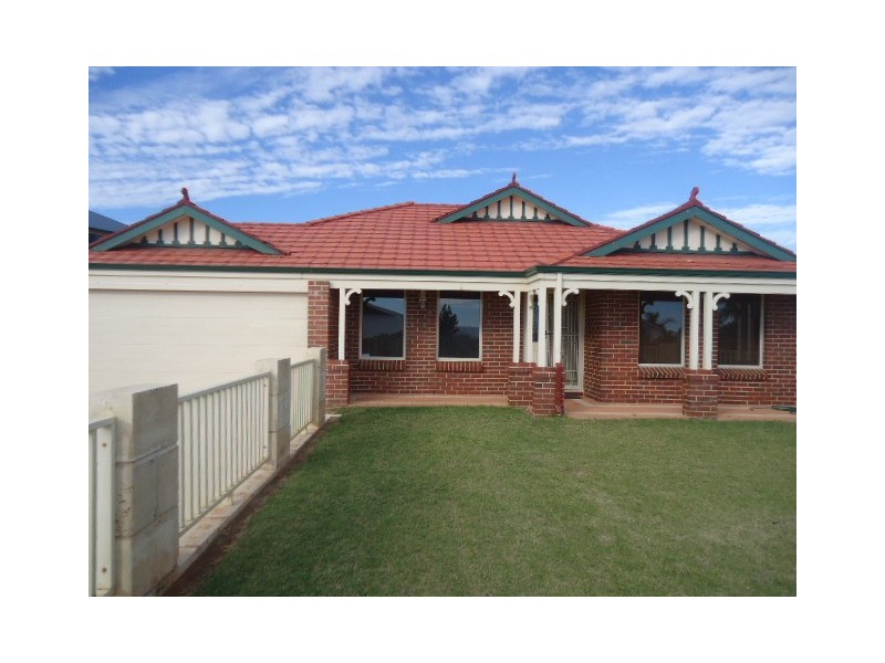 5 Seaview Boulevard, Wandina WA 6530