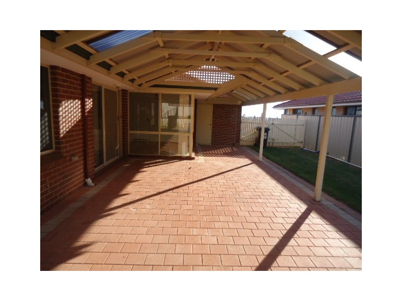 5 Seaview Boulevard, Wandina WA 6530