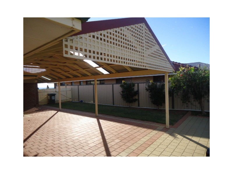 5 Seaview Boulevard, Wandina WA 6530