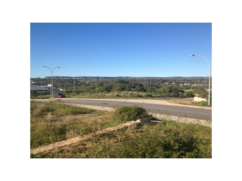 10 Schooner Pass, Glenfield WA 6532
