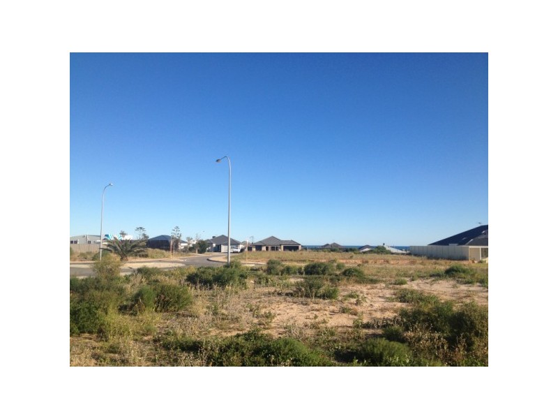 10 Schooner Pass, Glenfield WA 6532