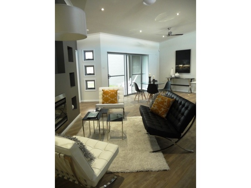 33 Parkvista Square, Drummond Cove WA 6532