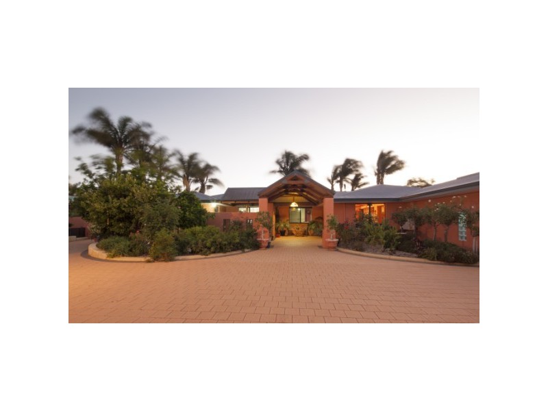 32 Hosken Street, Bluff Point WA 6530