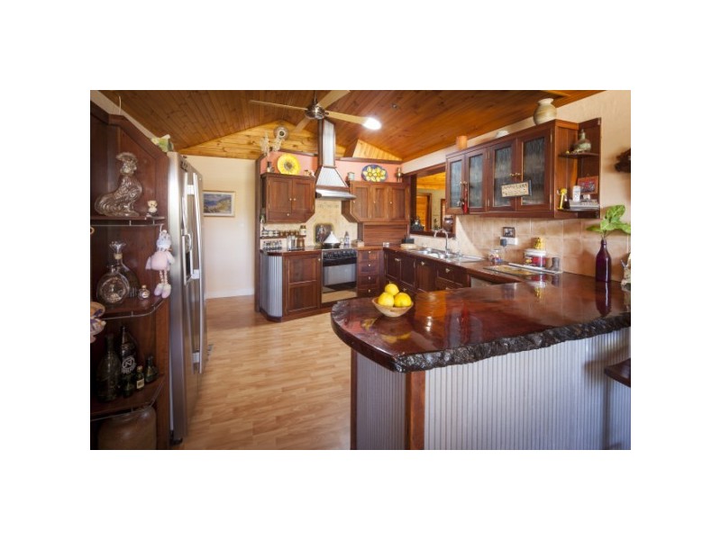 32 Hosken Street, Bluff Point WA 6530