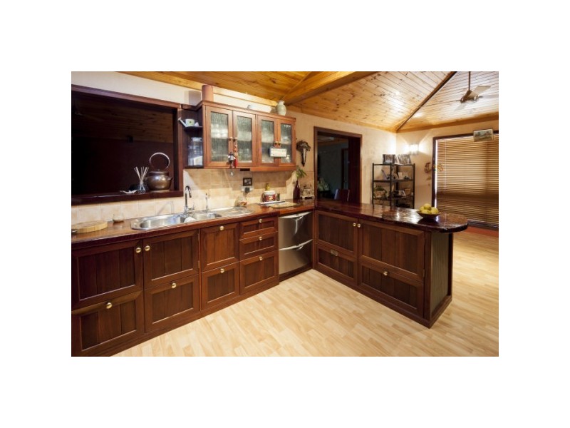 32 Hosken Street, Bluff Point WA 6530