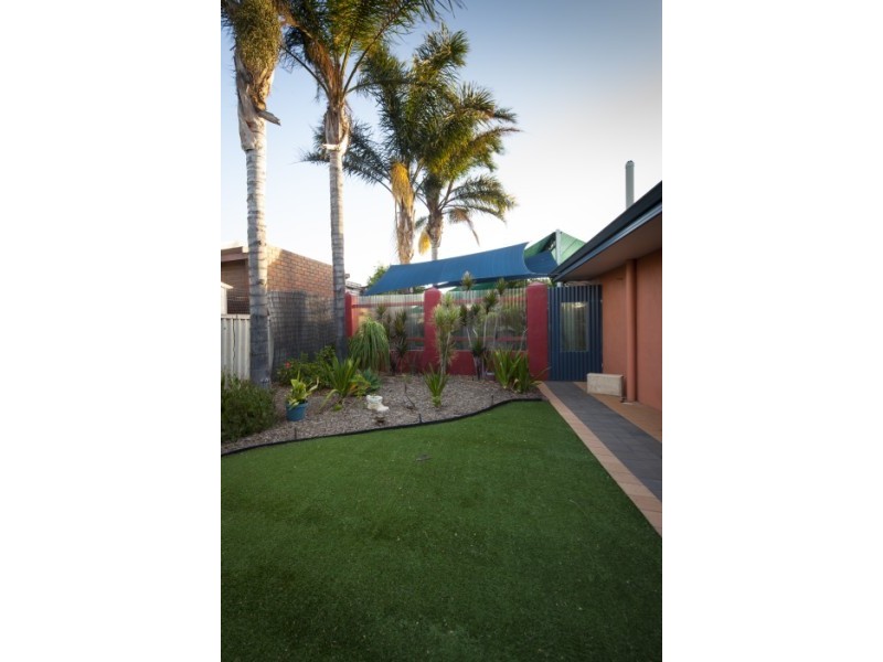 32 Hosken Street, Bluff Point WA 6530