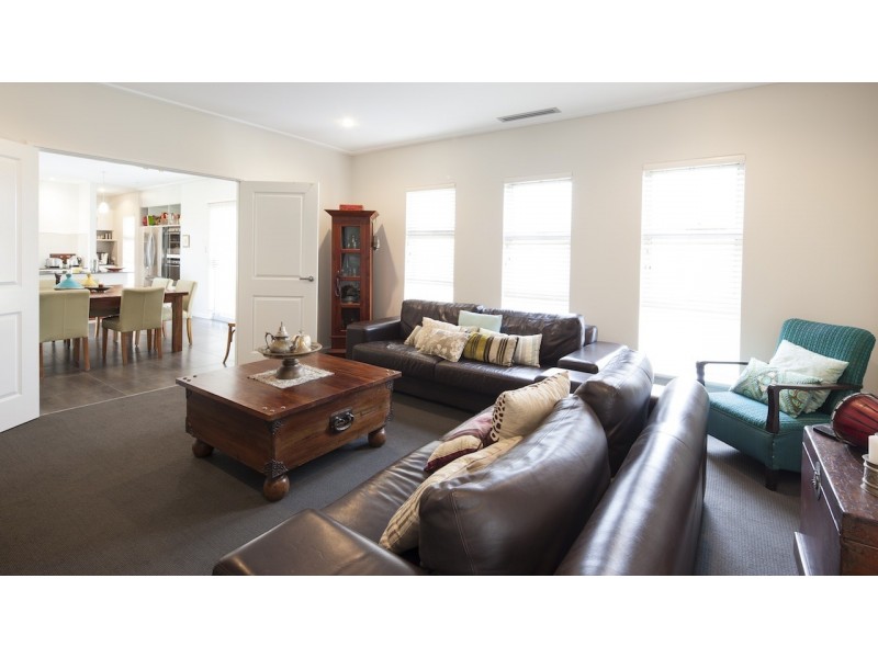 14 Fallowfield Street, Strathalbyn WA 6530