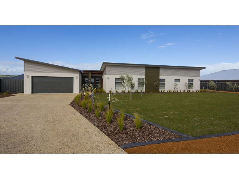 14 Fallowfield Street, Strathalbyn WA 6530
