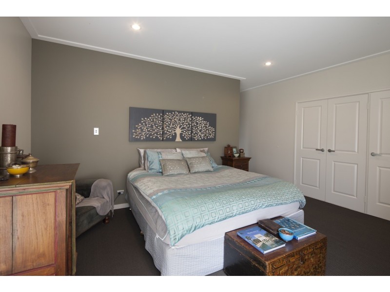 14 Fallowfield Street, Strathalbyn WA 6530