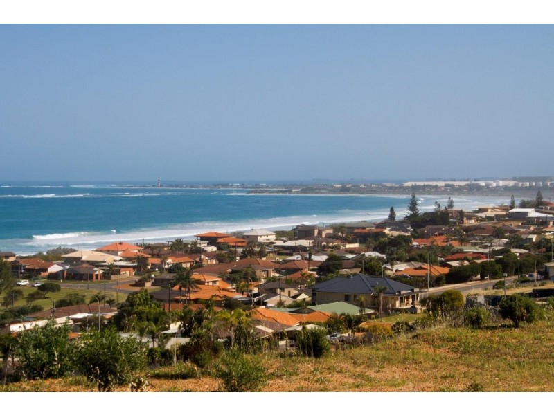 5 Old Acres Court, Wandina WA 6530