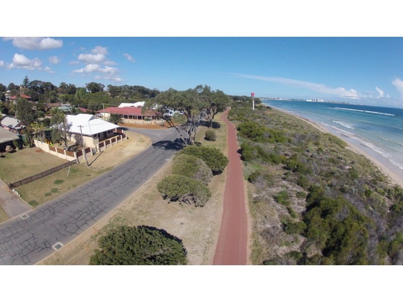 68 Kempton Street, Bluff Point WA 6530