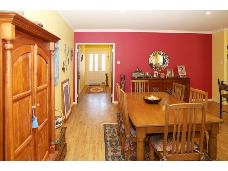 960 Chapman Road, Glenfield WA 6532