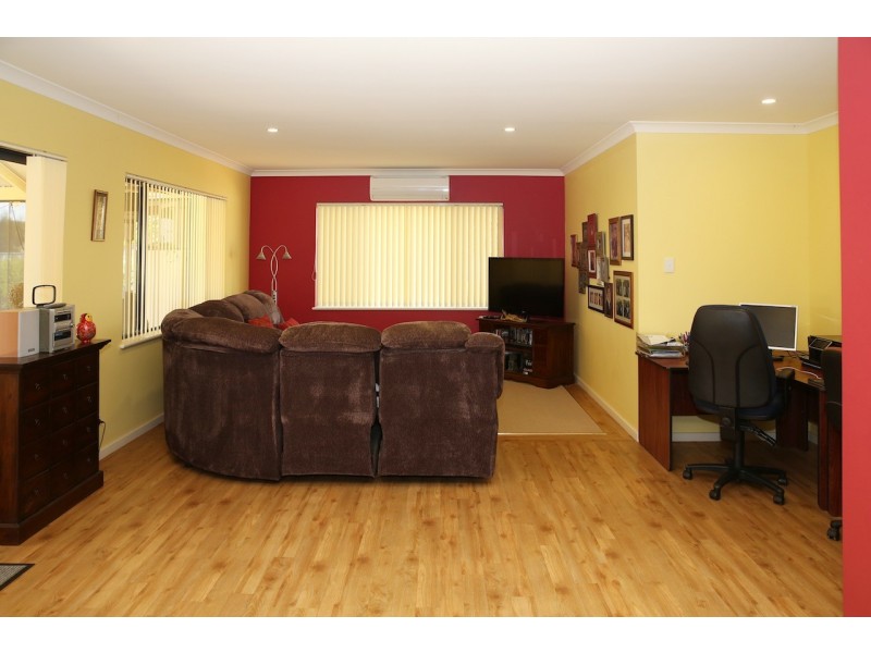 960 Chapman Road, Glenfield WA 6532