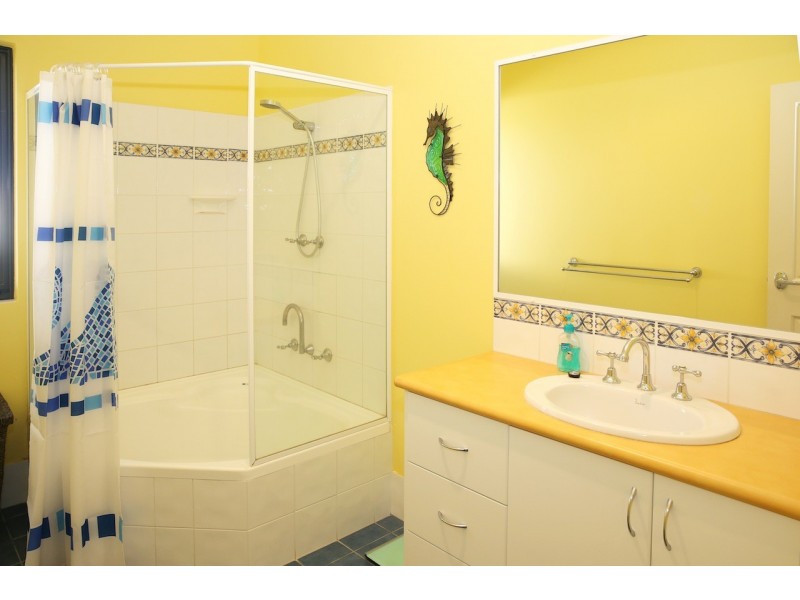 960 Chapman Road, Glenfield WA 6532