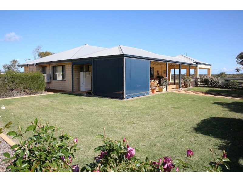 960 Chapman Road, Glenfield WA 6532