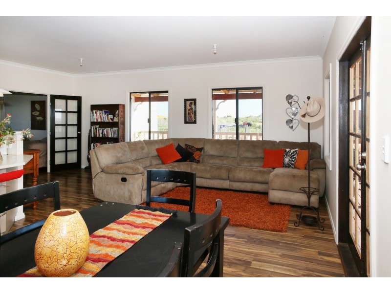 27 Meadowcroft Street, Rudds Gully WA 6532