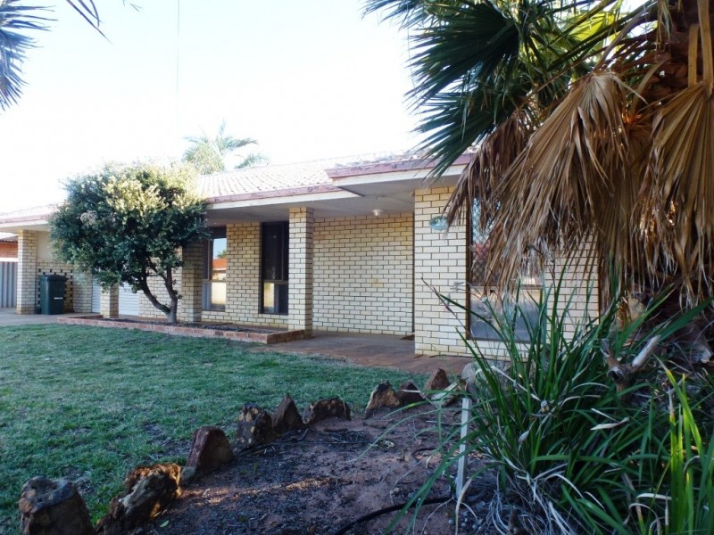 21 Charles Street, Bluff Point WA 6530