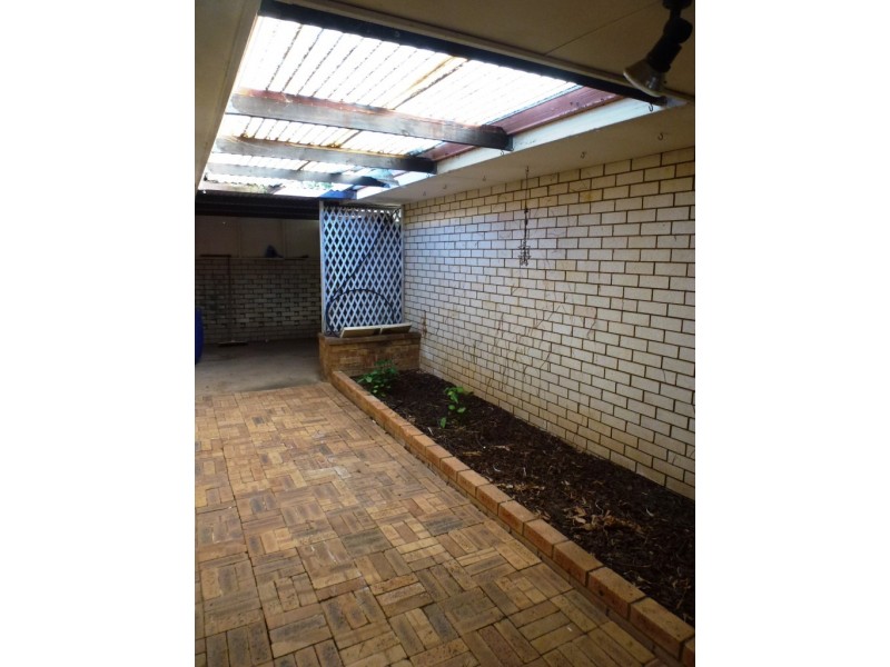 21 Charles Street, Bluff Point WA 6530