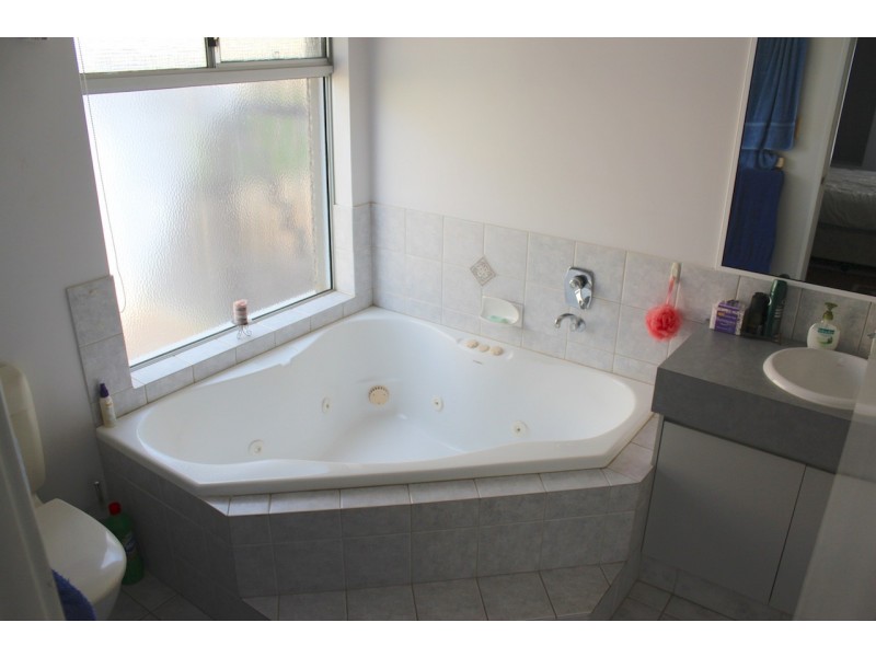 38 Bellimos Drive, Wandina WA 6530