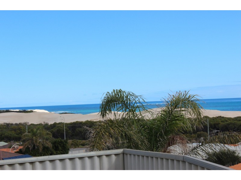 38 Bellimos Drive, Wandina WA 6530