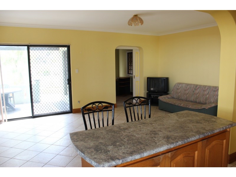 8 Endeavour Drive, Wandina WA 6530