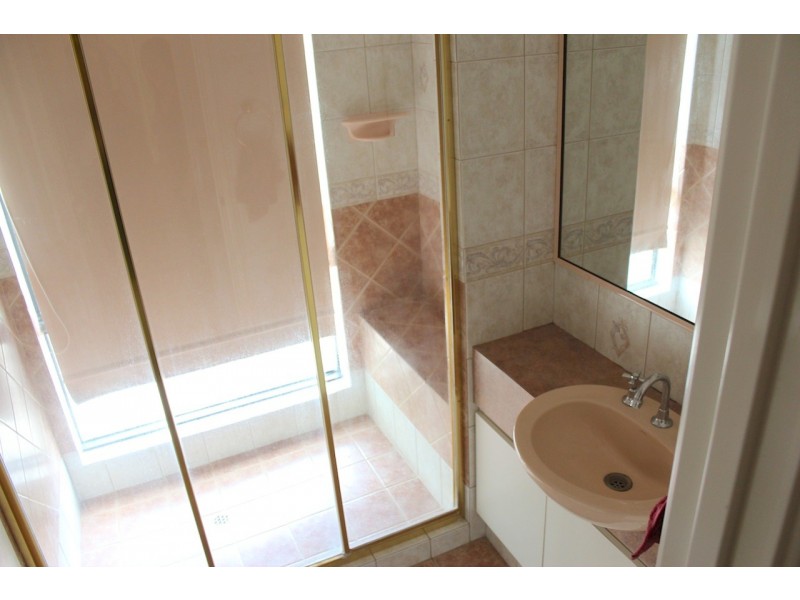 8 Endeavour Drive, Wandina WA 6530