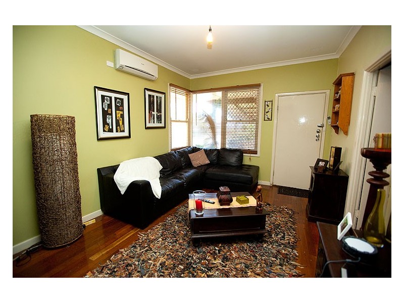 11 Felicia Street, Rangeway WA 6530