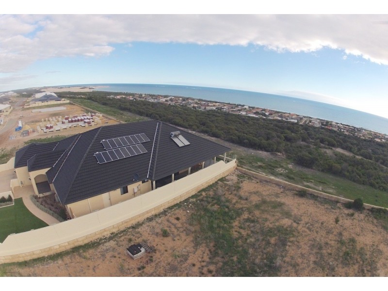 31 Flavio Crescent, Wandina WA 6530