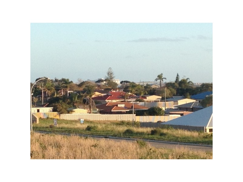 8 Moorings Loop, Sunset Beach WA 6530