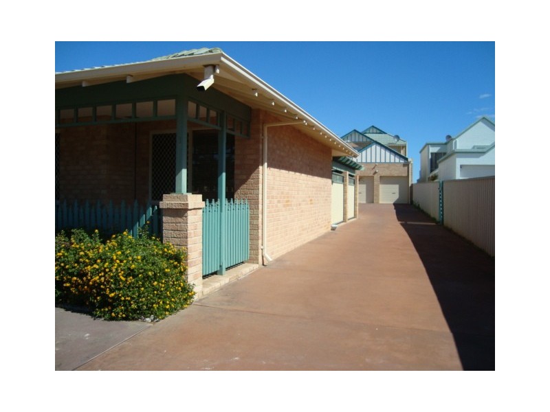 1/66 Glendinning Road, Tarcoola Beach WA 6530