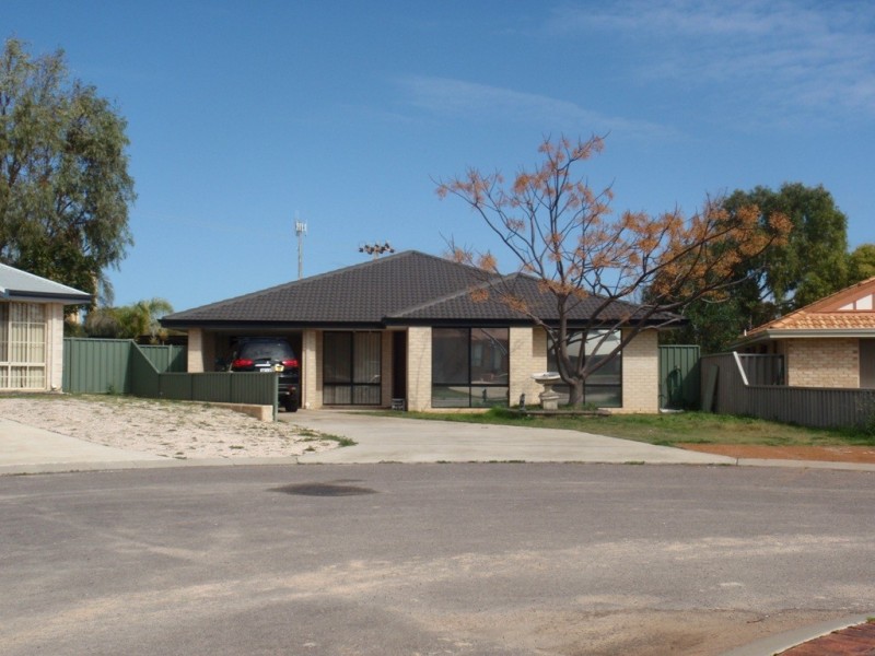 18 Bushby Close, Mount Tarcoola WA 6530