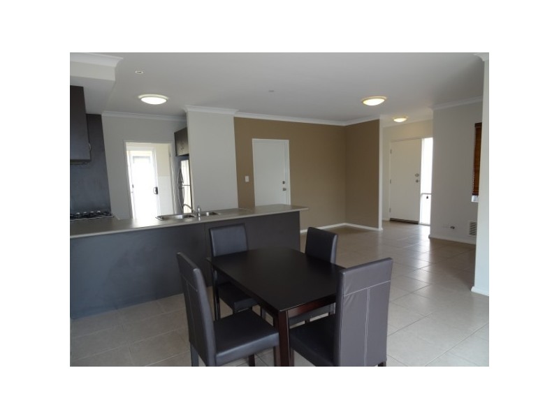 5/3 Pollard Street, Geraldton WA 6530