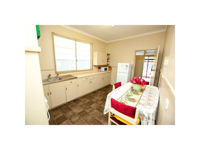 51 Phelps Street, Wonthella WA 6530