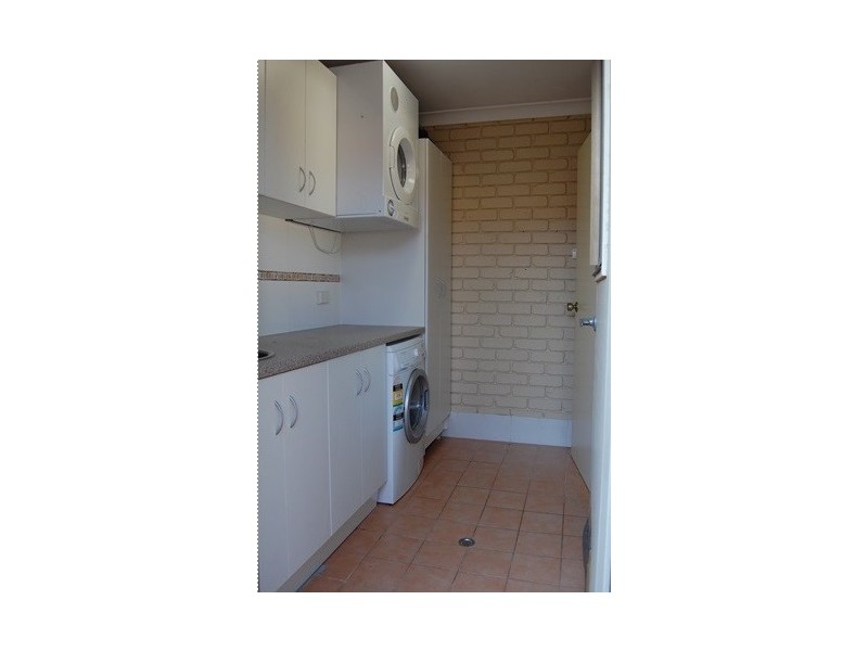 16 Jabiru Way, Waggrakine WA 6530