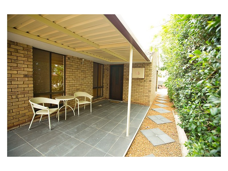 16 Jabiru Way, Waggrakine WA 6530