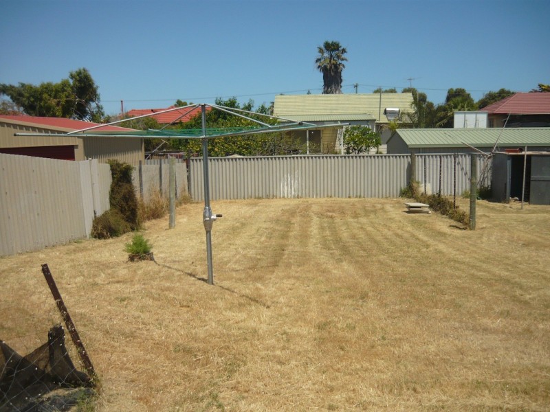 125 Fraser Street, Beachlands WA 6530